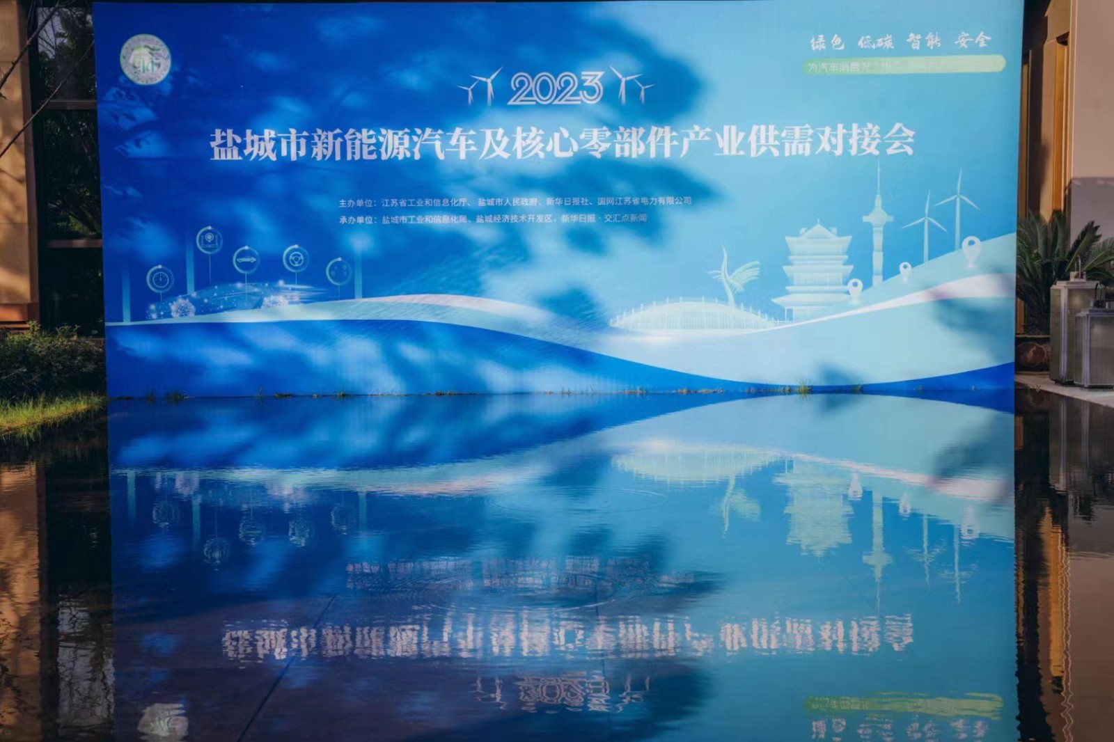 df81583b06defc0a40a21452b24533a